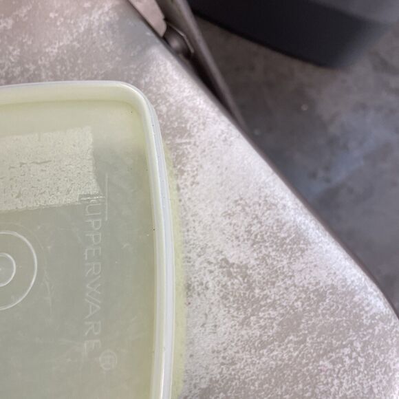 Set (3) VTG TUPPERWARE Freezer Containers # 311 #312 with Clear Lids - Picture 4 of 10